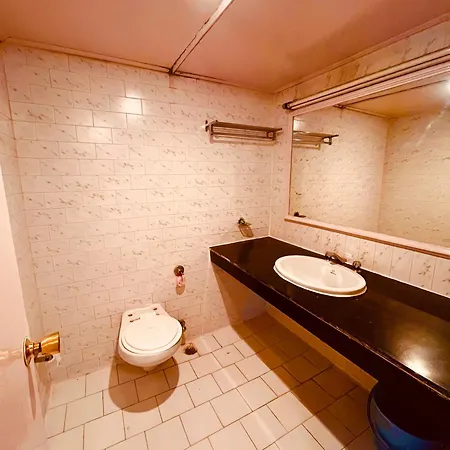 Sagar Resort !! Mountain View ! Luxury Stay ! Family Resort ! Private Parking ! Near Mall Road Manali  Exterior photo