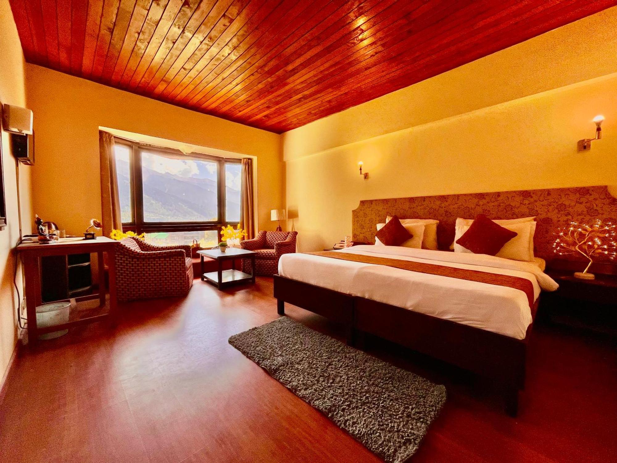 Apartment Sagar !! Mountain View ! Luxury ! Family ! Private Parking ! Near Mall Road
