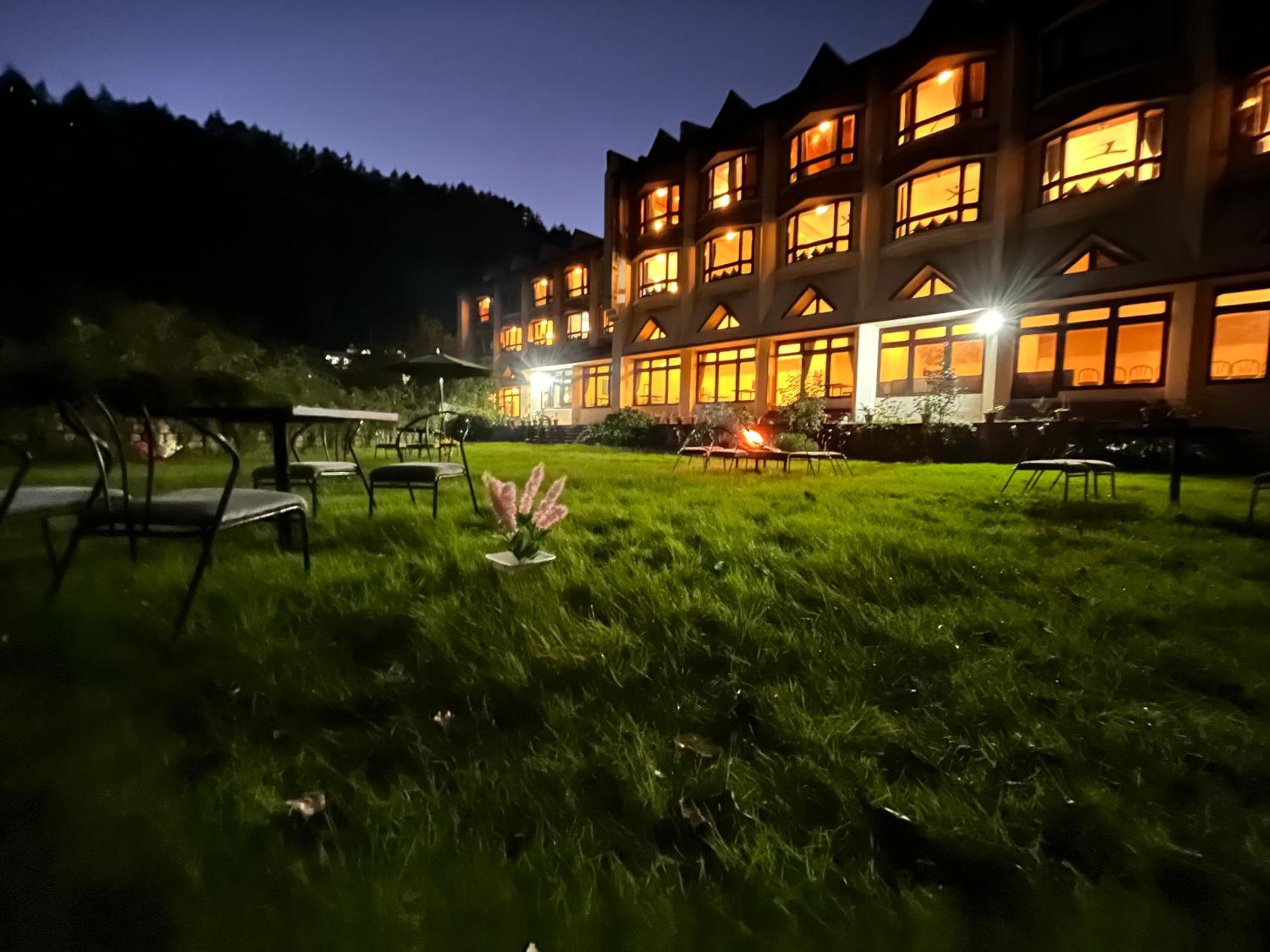 Sagar !! Mountain View ! Luxury ! Family ! Private Parking ! Near Mall Road * Manali (Himachal Pradesh)